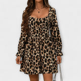 Robe à imprimé léopard