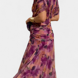 Luana - Robe élégante avec décolleté en V