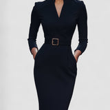 Iara - Robe Ajustée Noire Raffinée
