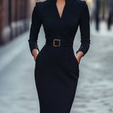 Iara - Robe Ajustée Noire Raffinée